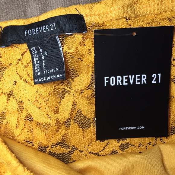 💝NEW!! FLOUNCE LACE OFFTHE-SHOULDER CROP TOP - Picture 7 of 8